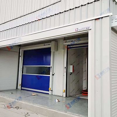杭州仪器设备制造工厂安装的铝合金保温卷帘门